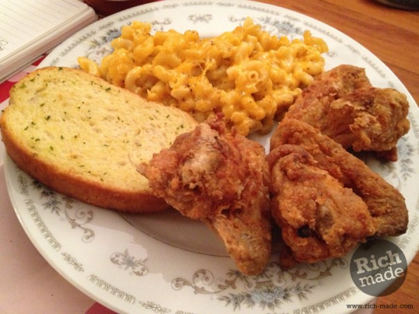 Richmade Weekend Yolo Meal: Mac and Cheese and Fried Chicken by Richef