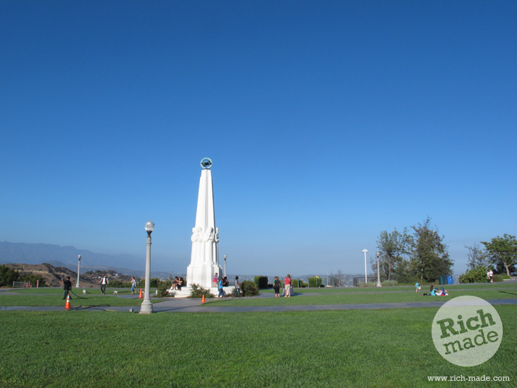 Richmade Tuesday Evening Hike at Griffith Park with Amandabot