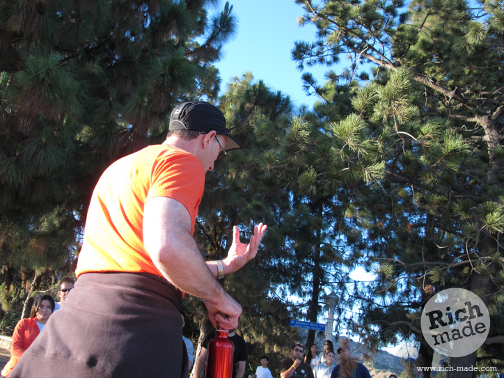 Richmade Tuesday Evening Hike at Griffith Park with Amandabot